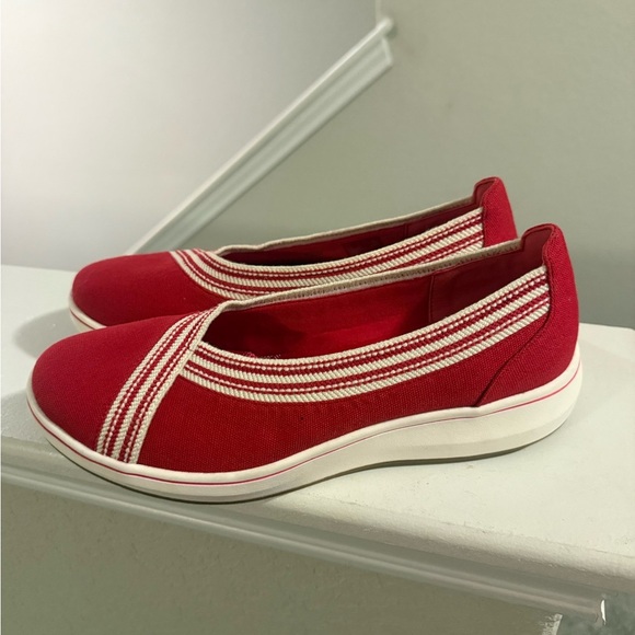 Clarks Women's Breeze Sky Air CloudSteppers Loafer Size 10 - Picture 1 of 7